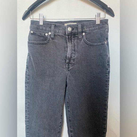 Madewell | The Perfect Vintage Jean in Lunar Wash - Picture 6 of 15